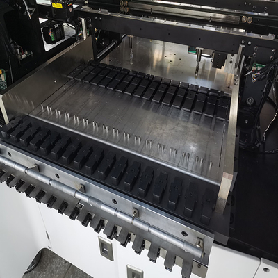 YT202 Electric LED Making Machine Pick And Place Machine R&D Independently