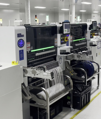 Driver Baord Mounting SMT Pick And Place Machine 20 Heads Free Upgrade Software